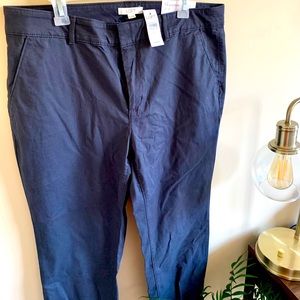 Brand new LOFT girlfriend chino pants. Size 14